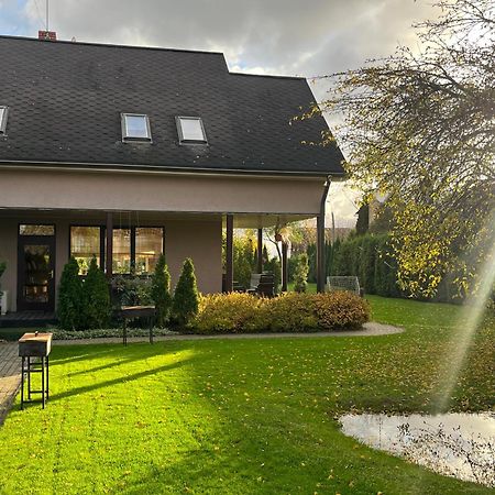 Family House Apartments Salacgrīva 外观 照片