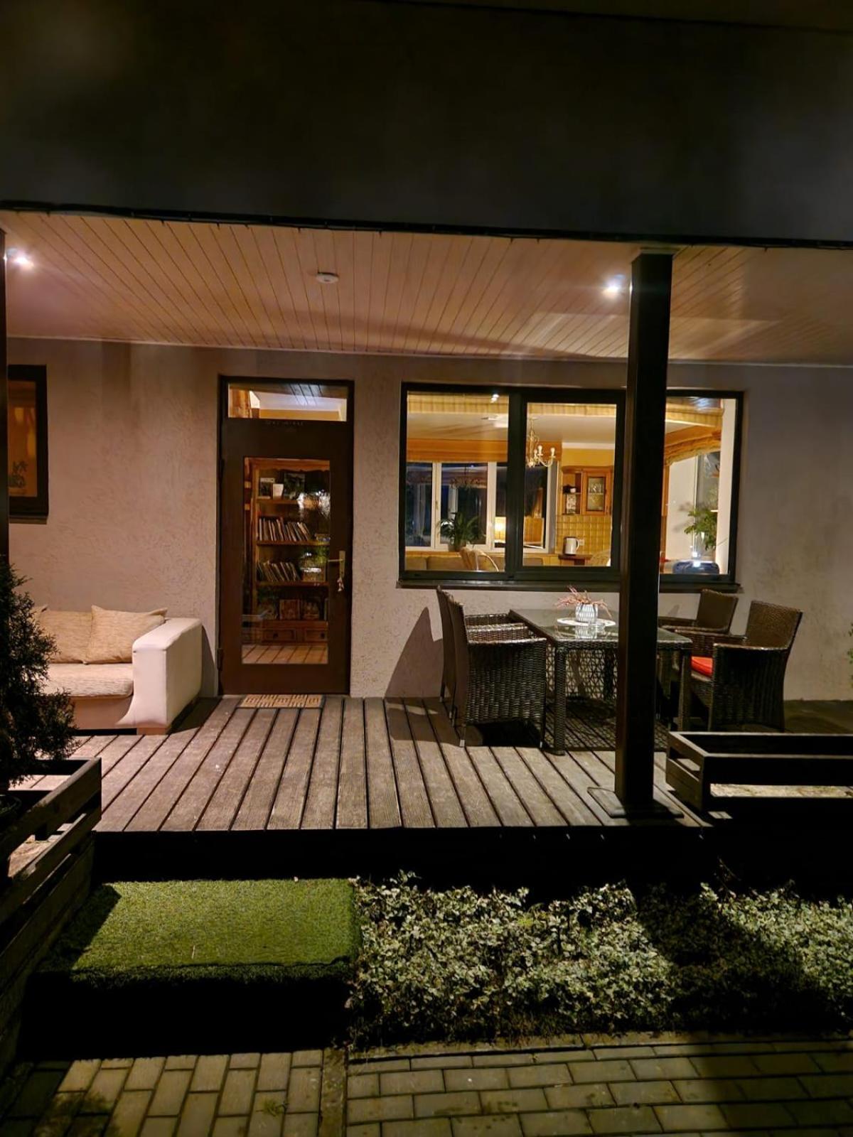 Family House Apartments Salacgrīva 外观 照片